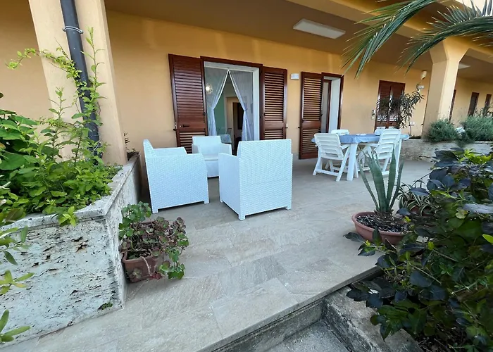 Sea House 102